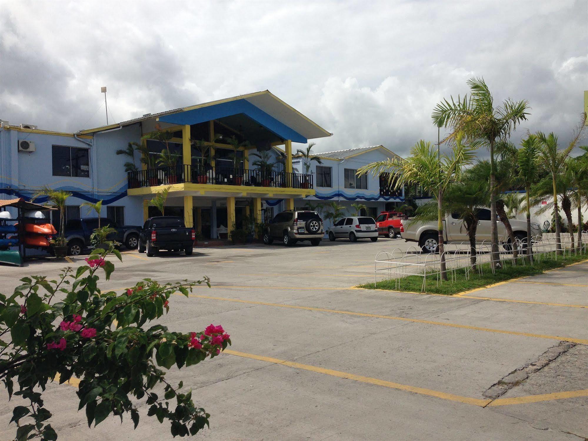 Hotel Costa Azul County Beach Puerto Cortes Exterior photo